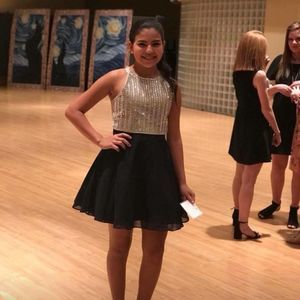 Meet your Posher, Denise